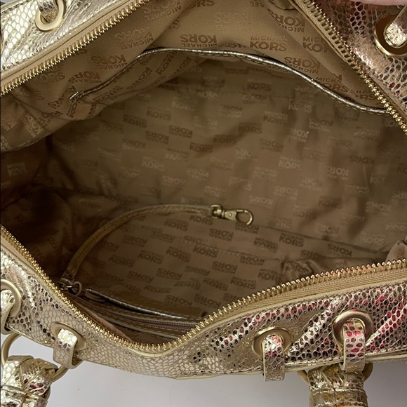 Michael Kors Gold bag - Picture 12 of 16